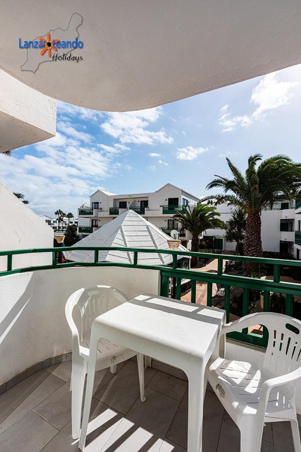 Vivienda Vacacional Buby Costa Teguise Exteriör bild