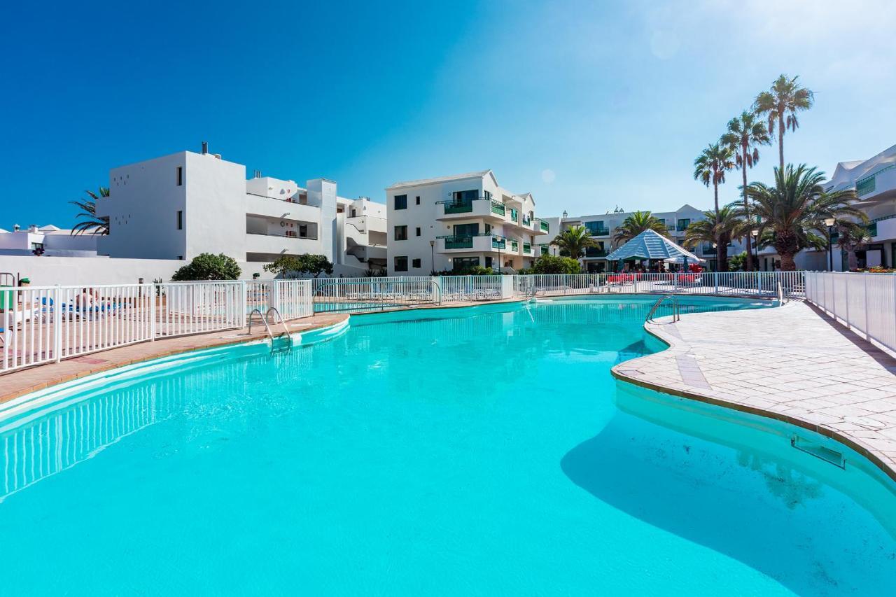 Vivienda Vacacional Buby Costa Teguise Exteriör bild
