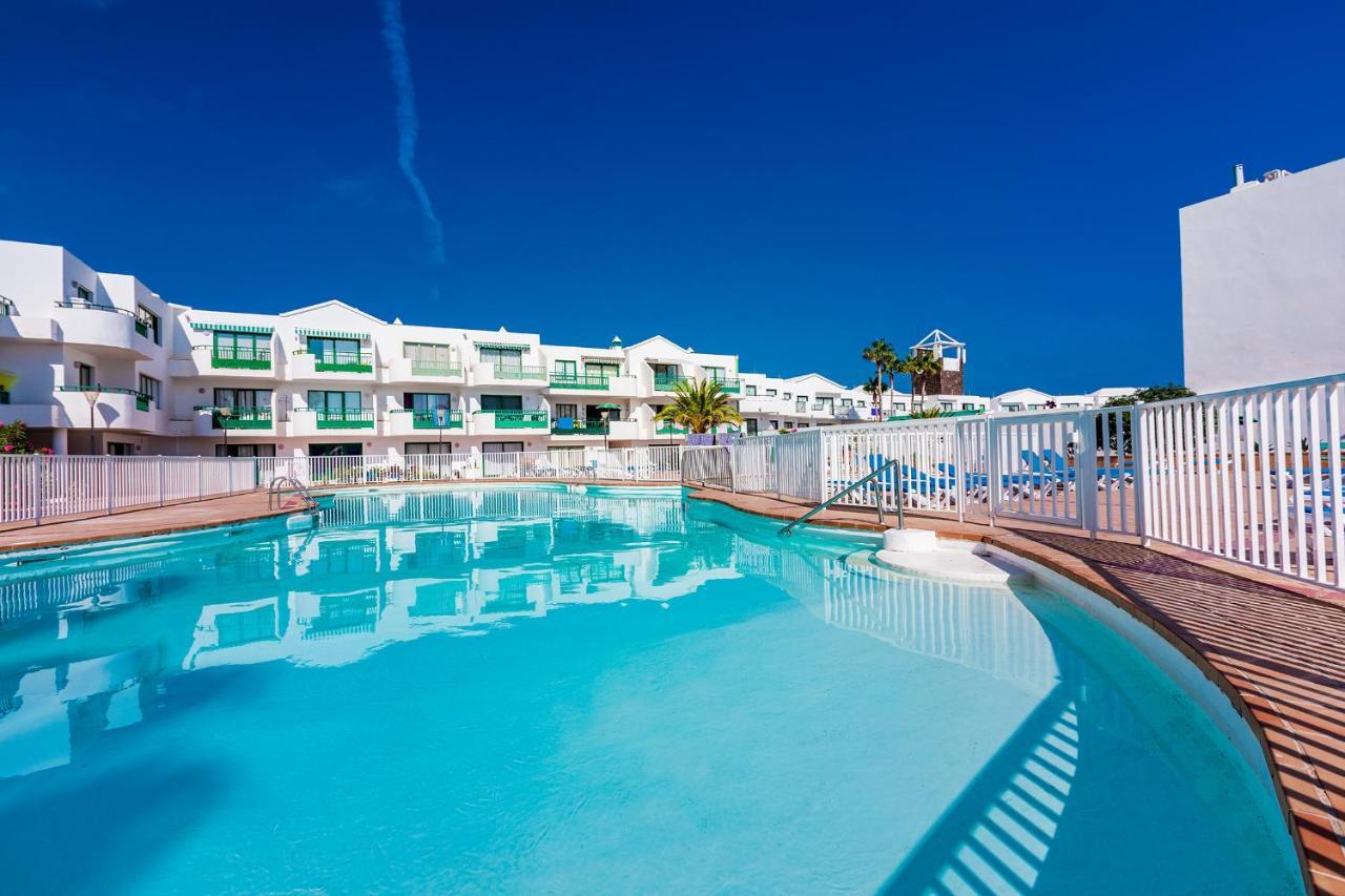 Vivienda Vacacional Buby Costa Teguise Exteriör bild